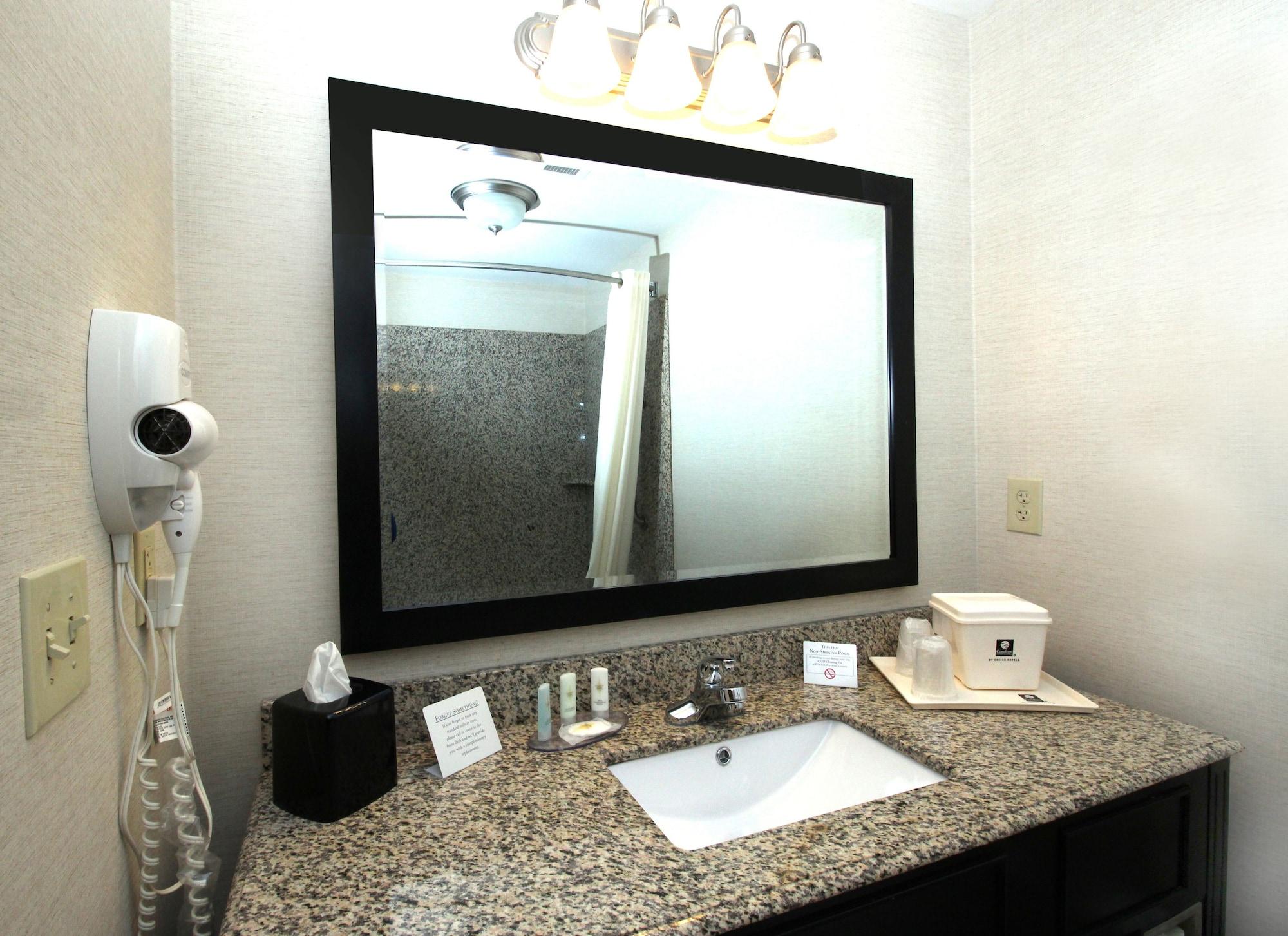 Comfort Inn & Suites Franklin East מראה חיצוני תמונה