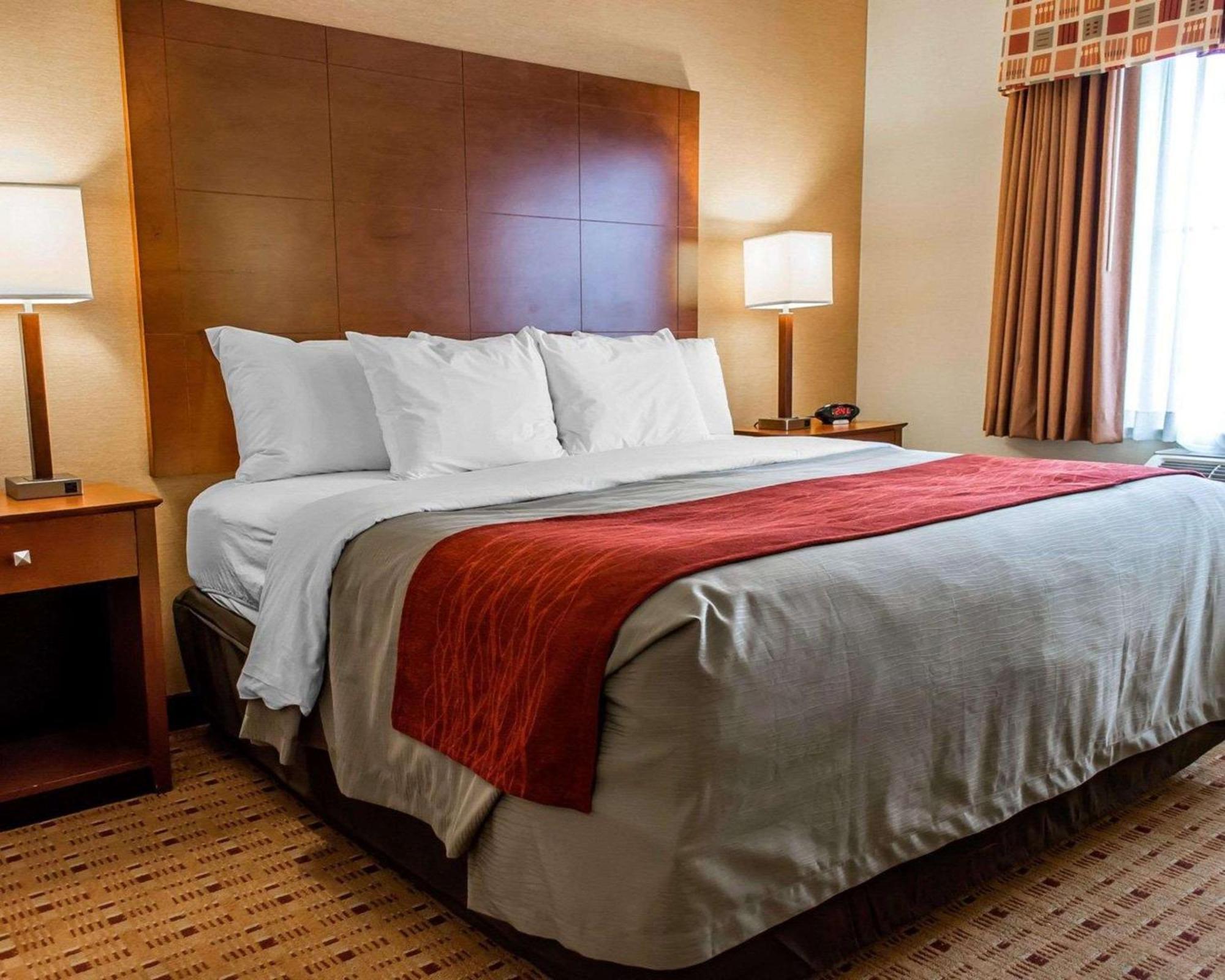 Comfort Inn & Suites Franklin East מראה חיצוני תמונה