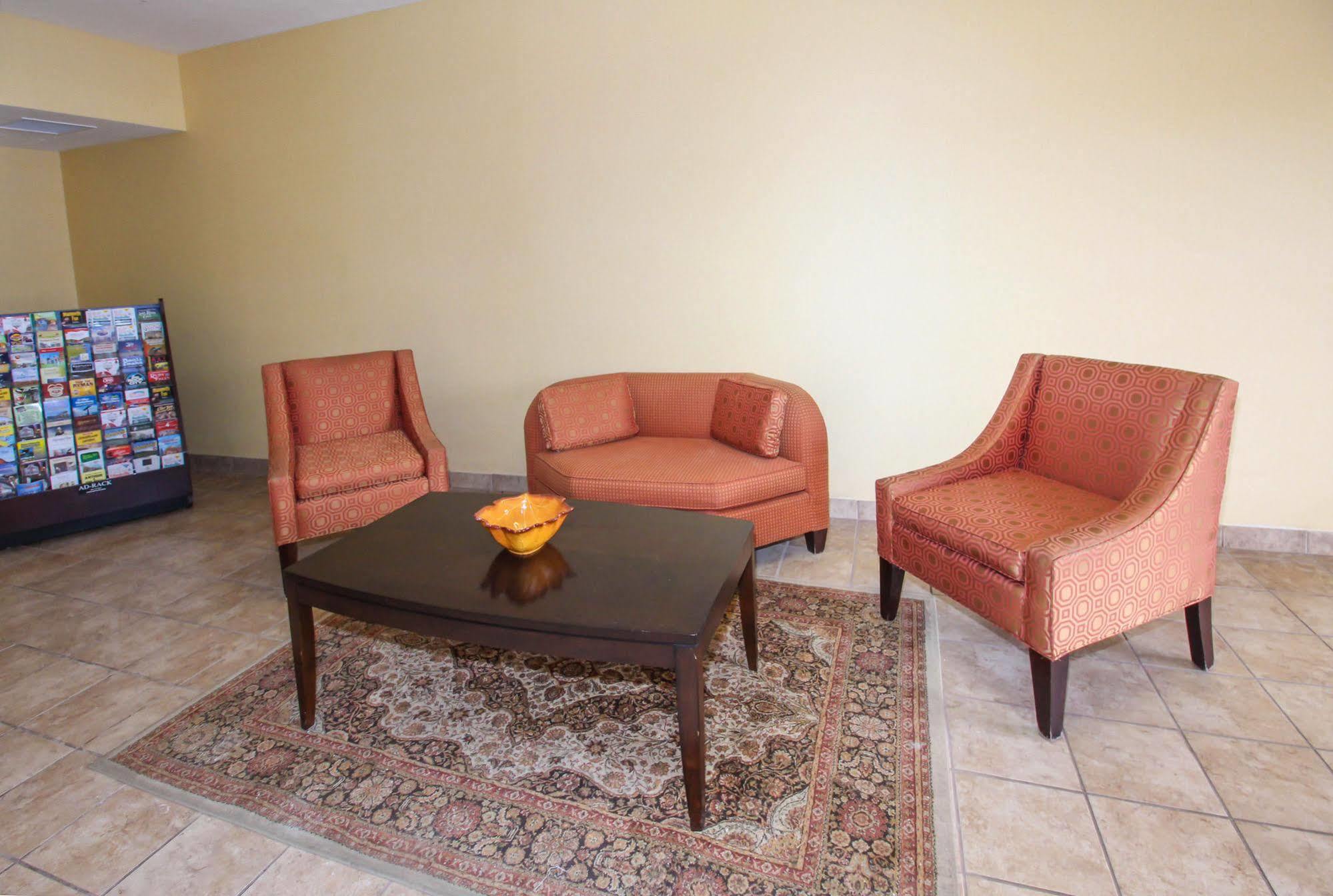 Comfort Inn & Suites Franklin East מראה חיצוני תמונה
